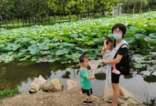 带宝宝出门,背巾可帮了我的大忙!